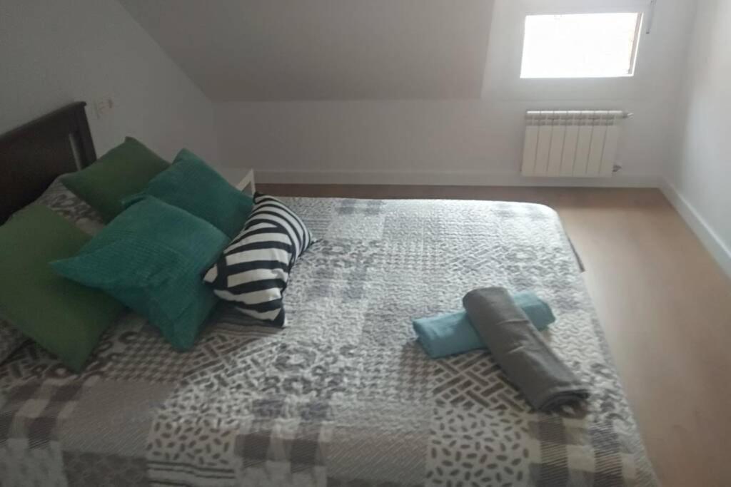 Plaza Central Cangas De Onis Ngoại thất bức ảnh